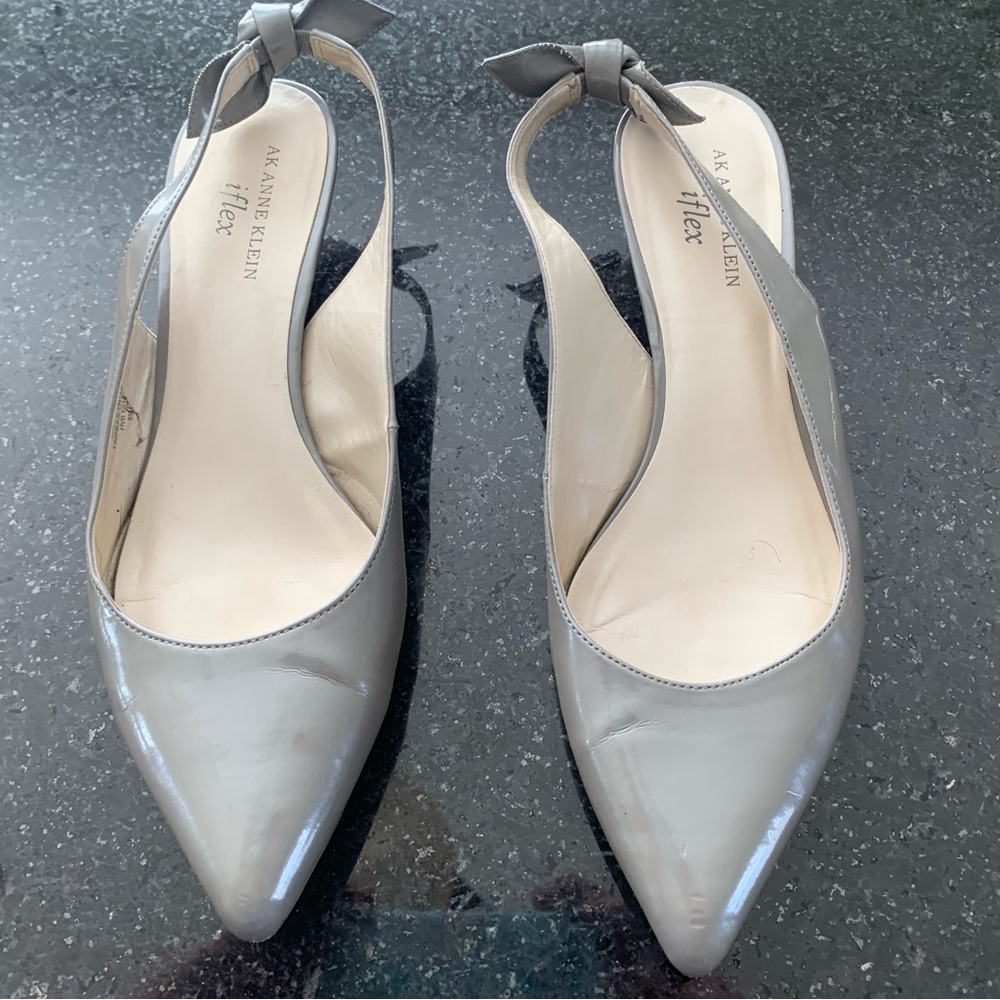 🩶 Anne Klein iflex Slingback Kitten Heels